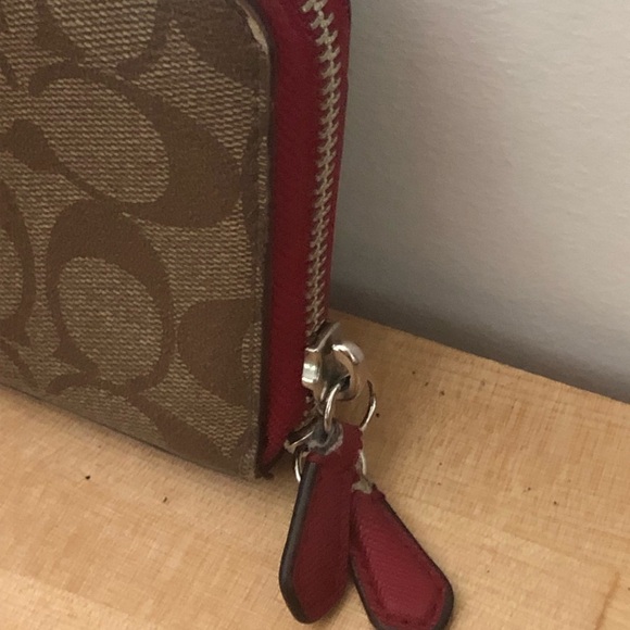 Coach Peyton Signature Brown and Red Zip Around Wallet - Picture 4 of 16